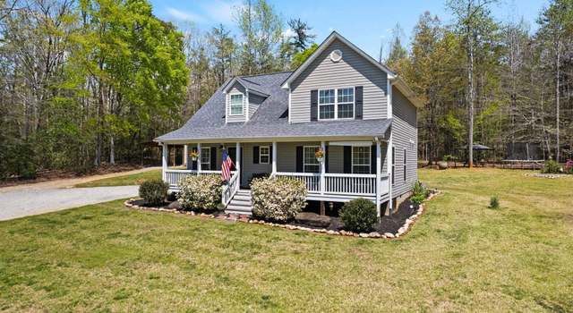 Photo of 760 Table Rock Rd, Cleveland, SC 29635