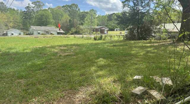 Photo of 101 W Bluford St, Clinton, SC 29325