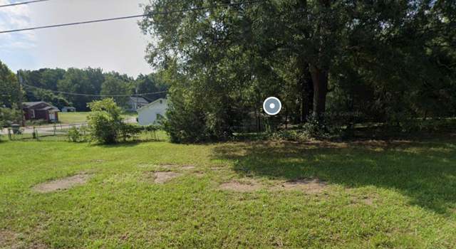 Photo of 101 W Bluford St, Clinton, SC 29325