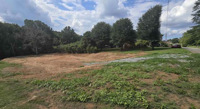 Photo of 12 Boggs Dr, Liberty, SC 29657
