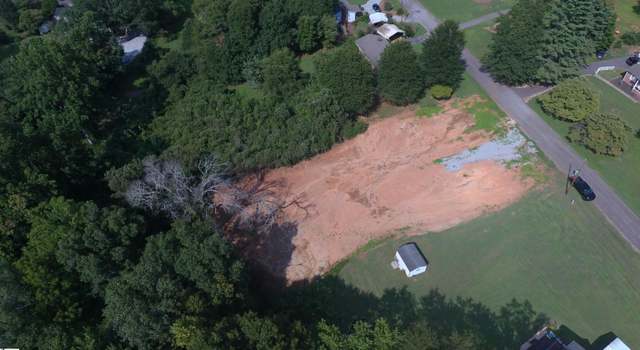 Photo of 12 Boggs Dr, Liberty, SC 29657
