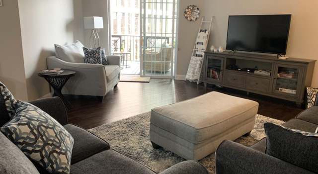 Photo of 10 E Washington Ave Unit 2E, Greenville, SC 29601