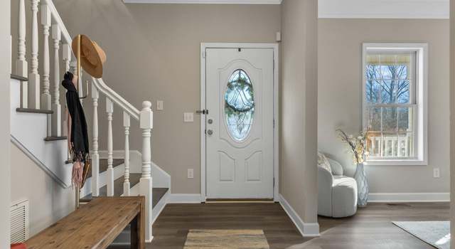 Photo of 210 Dillard Dr, Easley, SC 29642