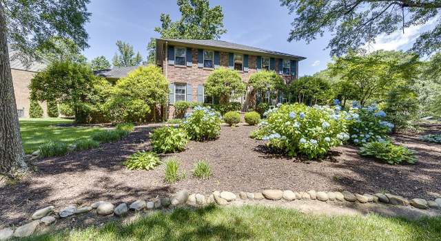 Photo of 101 N Lady Slipper Ln, Greer, SC 29650