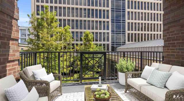 Photo of 10 E Washington St Unit 2B, Greenville, SC 29601