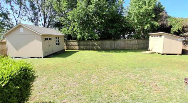 Photo of 4 Tripmont Ct, Simpsonville, SC 29681