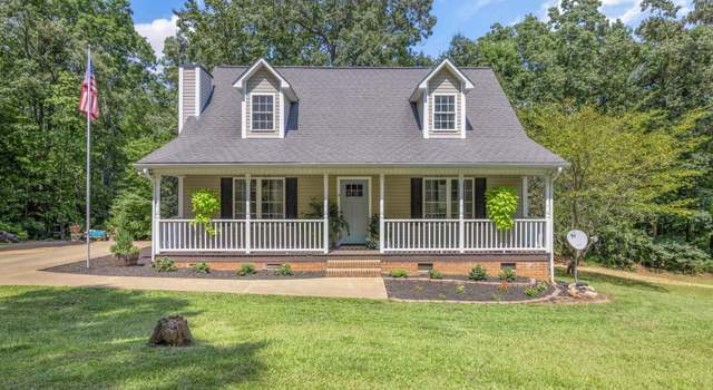Photo of 322 Eastview Dr, Pickens, SC 29671