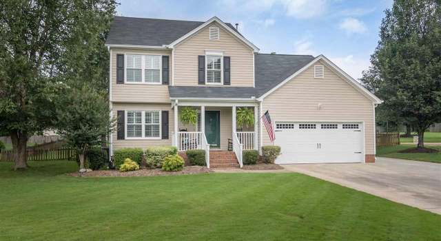 Photo of 10 Summer Hill Rd, Simpsonville, SC 29681