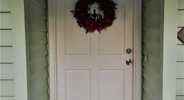 Photo of 108 Sutton Dr, Taylors, SC 29687