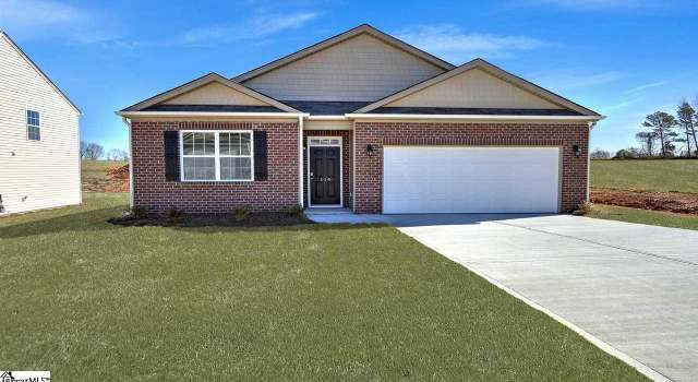 Photo of 114 Rogers Knoll Ln, Pelzer, SC 29669