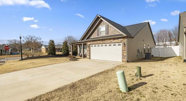 Photo of 603 Spartan Commodor Ln, Inman, SC 29349