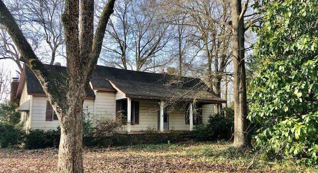 Photo of 120 Robertson Cir, Travelers Rest, SC 29690