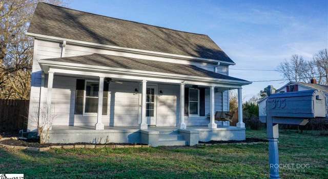 Photo of 305 Craig St, Fountain Inn, SC 29644