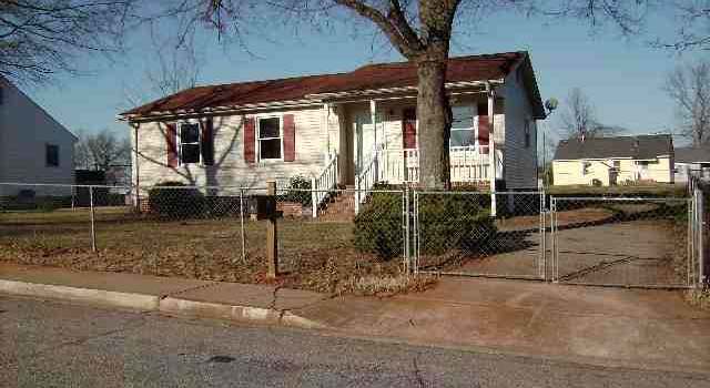 Photo of 5 Rochester St, Greenville, SC 29611