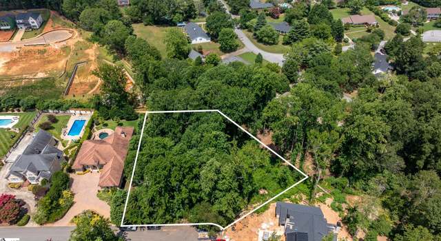 Photo of 15 Country Squire Ct, Greenville, SC 29615