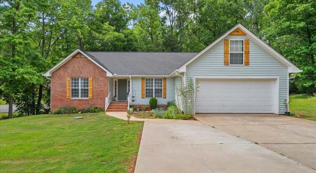Photo of 108 W Peninsula Dr, Laurens, SC 29360