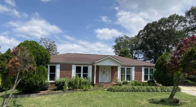 Photo of 3 Hibourne Ct, Greenville, SC 29615-2820