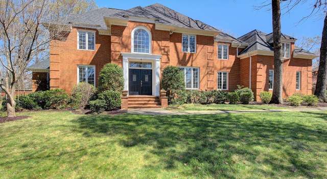 Photo of 206 Chelsea Ln, Greer, SC 29650