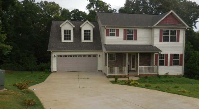 Photo of 425 Ruby Ridge Trl, Lyman, SC 29365