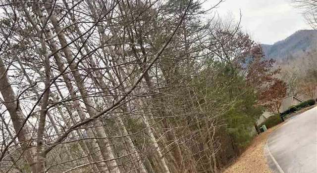 Photo of 305 Sedgewick Rd, Travelers Rest, SC 29690