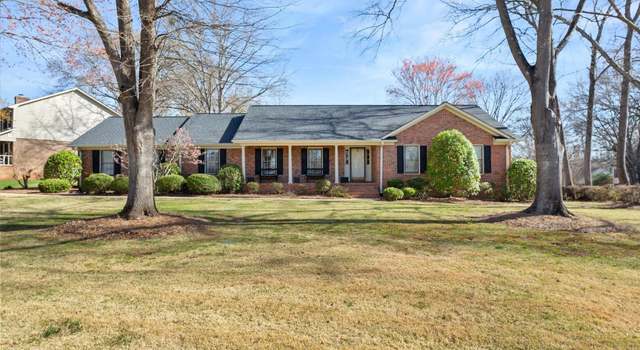 Photo of 607 Stone Ridge Rd, Greer, SC 29650