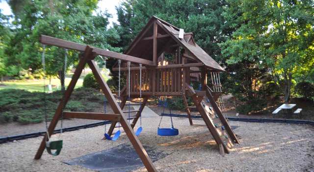 Photo of 260 N Hamlet Ct, Moore, SC 29369