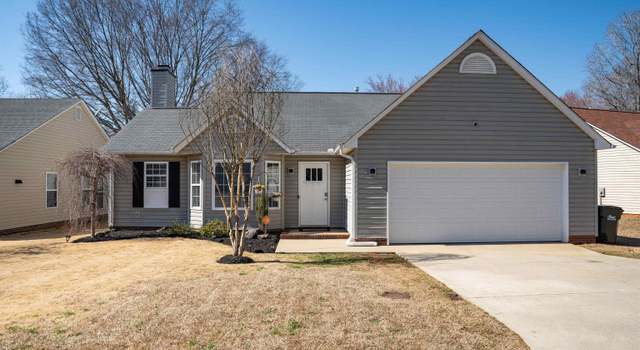 Photo of 11 Two Creeks Ct, Simpsonville, SC 29680