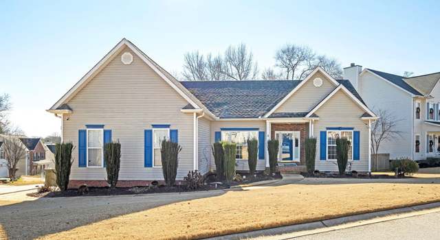 Photo of 401 Walkingstick Way, Simpsonville, SC 29680