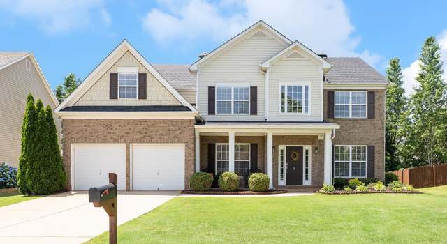 Photo of 8 Woodsmoke Ct, Greenville, SC 29607