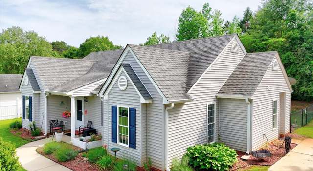 Photo of 205 Willow Leaf Dr, Seneca, SC 29672