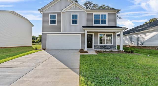 Photo of 102 Hidden Hills Ln, Laurens, SC 29360