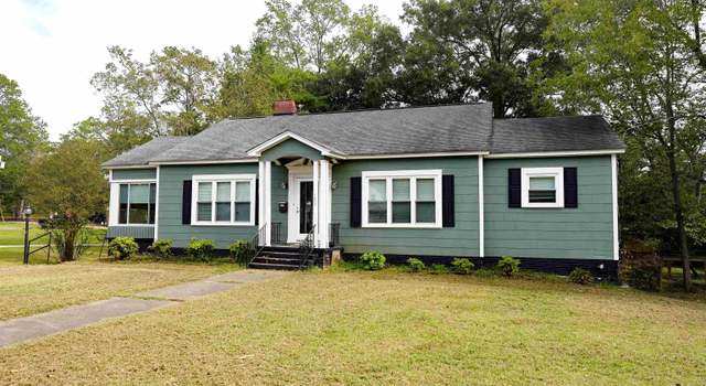 Photo of 105 Wardlaw St, Abbeville, SC 29620