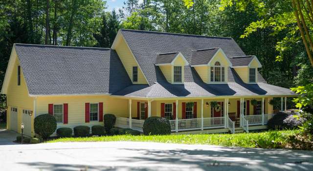 Photo of 203 Wild Oak Ct, Seneca, SC 29672