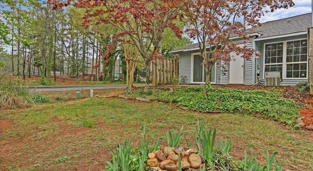 Photo of 11 Bear Grass Ct, Greenville, SC 29605