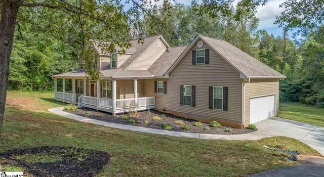 Photo of 115 Douglas Dr, Greer, SC 29651-4505