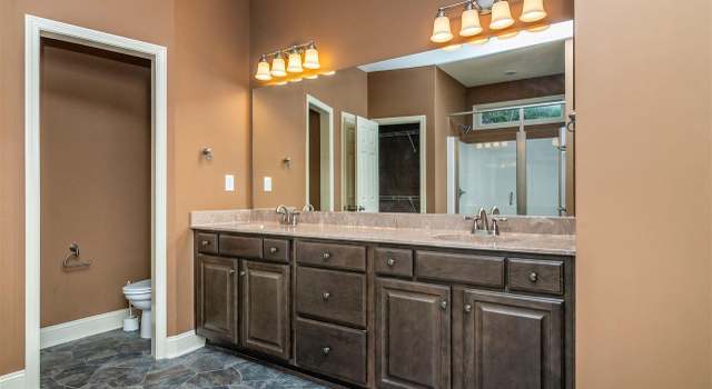 Photo of 115 Douglas Dr, Greer, SC 29651-4505
