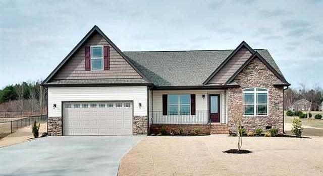 Photo of 310 Laura Bishop Ln, Inman, SC 29349