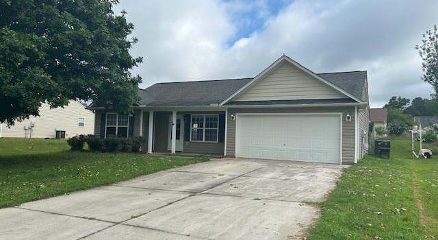 Photo of 102 Lear Dr, Laurens, SC 29360