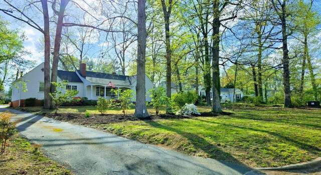 Photo of 320 Briarwood Rd, Spartanburg, SC 29301