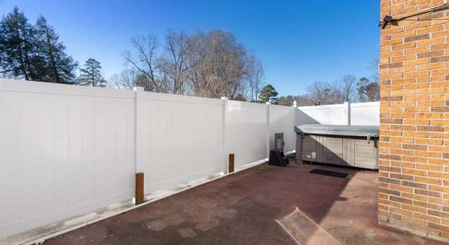 Photo of 900 Spruce Ct, Greenville, SC 29611