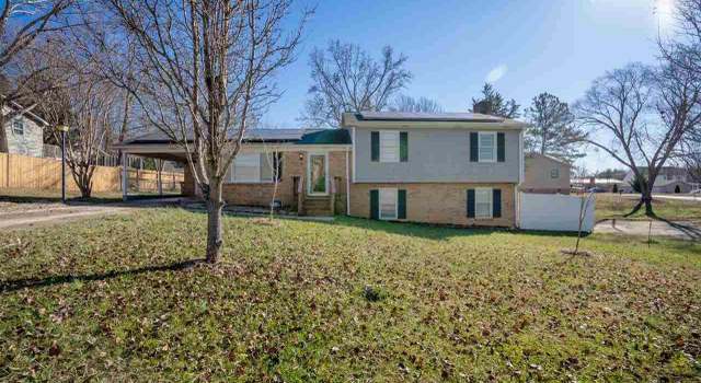 Photo of 900 Spruce Ct, Greenville, SC 29611
