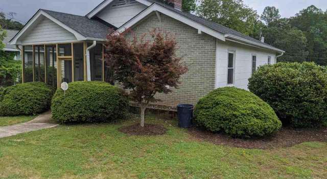 Photo of 204 Whitney St, Slater, SC 29683-8009
