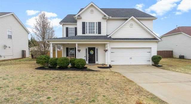 Photo of 689 Flintrock Dr, Boiling Springs, SC 29316-7436