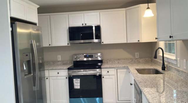 Photo of 28 Pittman Cir, Greenville, SC 29617