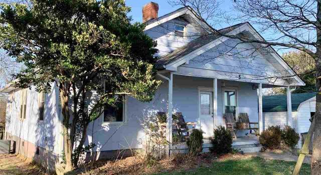 Photo of 5 Circle St, Travelers Rest, SC 29690