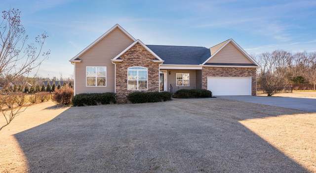 Photo of 415 Ocala Ct, Inman, SC 29349