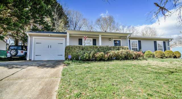 Photo of 325 E Celestial Dr, Greer, SC 29651