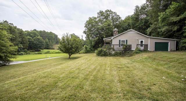 Photo of 210 Sutton Rd, Spartanburg, SC 29302-3602
