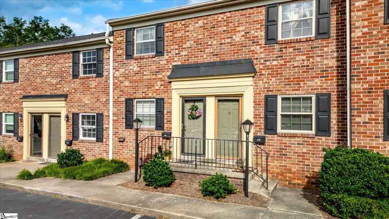 Photo of 2530 E North St Unit 9J Greenville, SC 29615