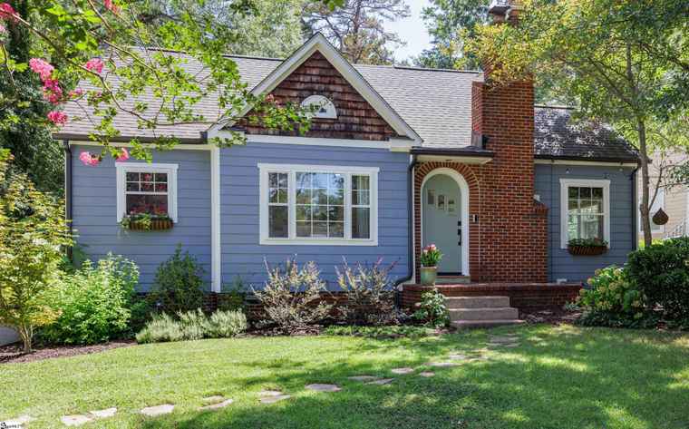 Photo of 13 Woodville Ave Greenville, SC 29607